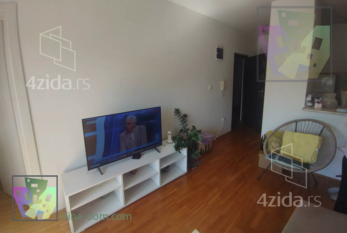 Jednoiposoban stan | 4zida