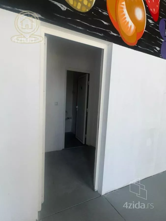 Lokal | 4zida