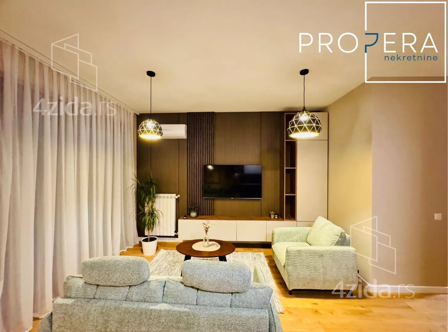 Jednoiposoban stan | 4zida