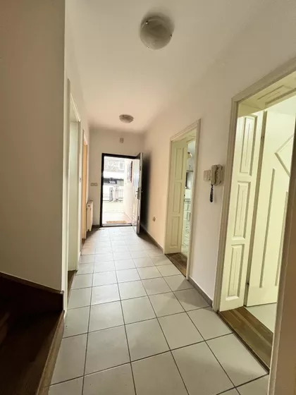 Kertvaroš | 4zida.rs