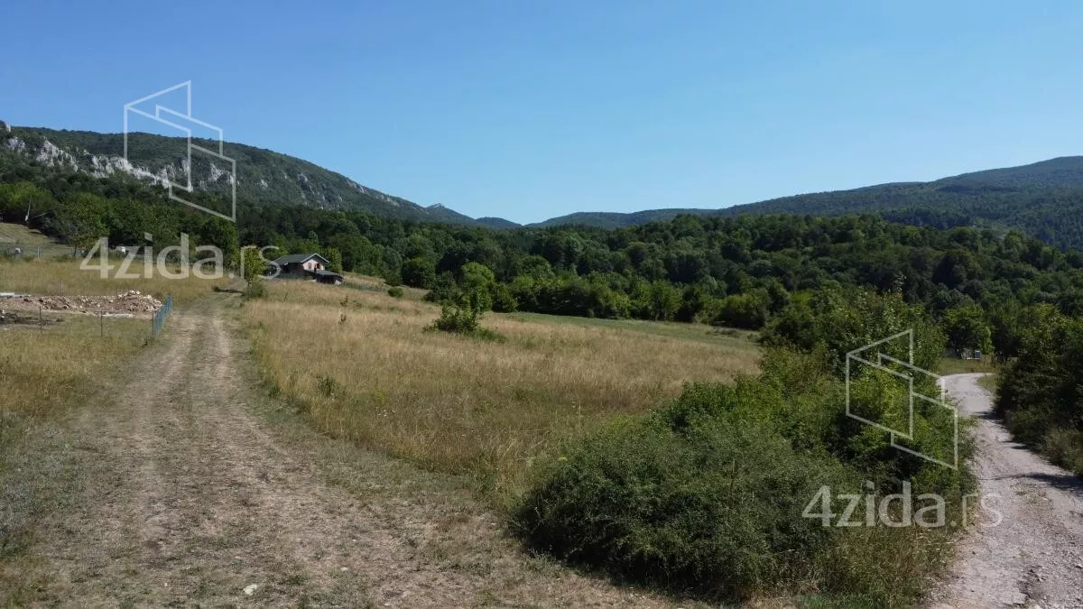 Građevinsko zemljište | 4zida