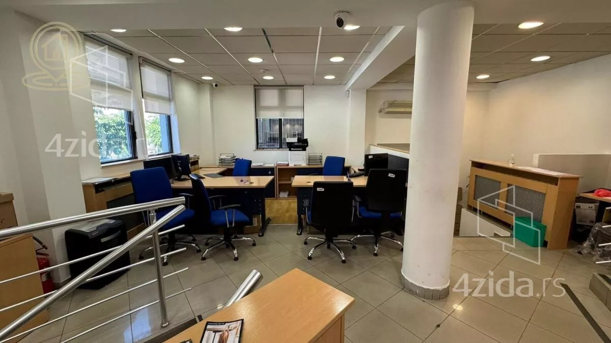 Poslovni prostor | 4zida