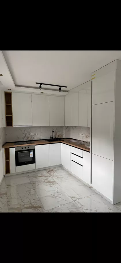 Hajduk Veljkova | 4zida.rs