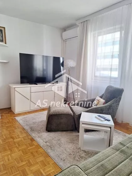 Tašmajdan | 4zida.rs