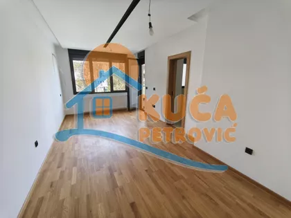 Cara Dušana | 4zida.rs