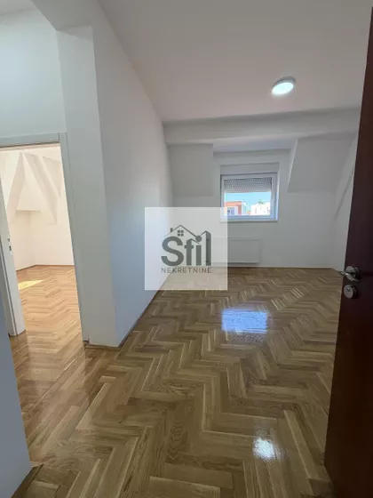 Veternička Rampa | 4zida.rs