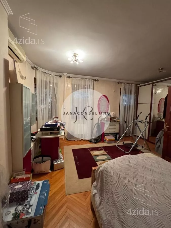 Kuća | 4zida
