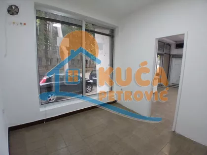 Trg Pavla Stojkovića | 4zida.rs