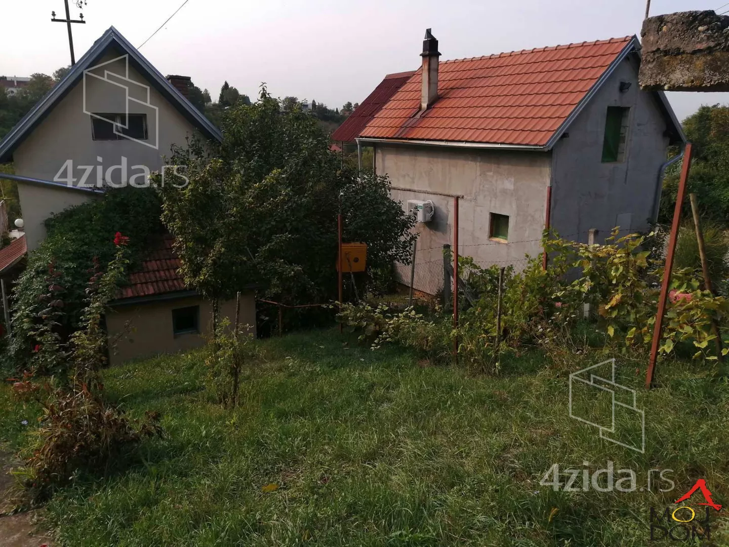 Plac | 4zida