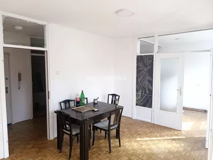 Crveni Krst Vračar | 4zida.rs