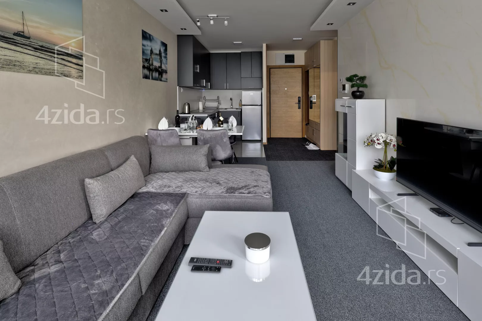 Jednoiposoban stan | 4zida