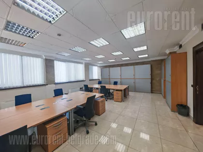 CENTAR | 4zida.rs