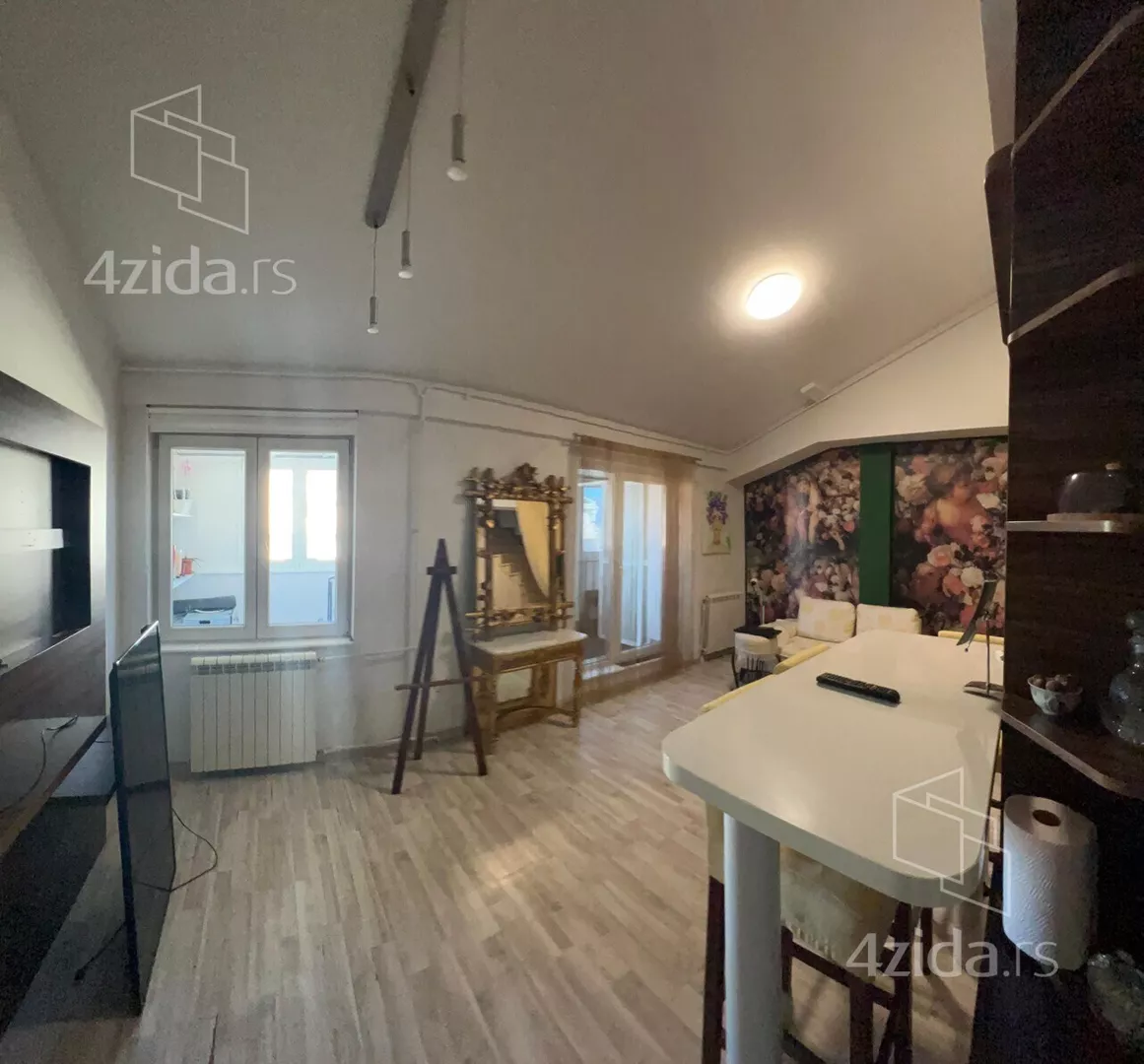 Dvoiposoban stan | 4zida