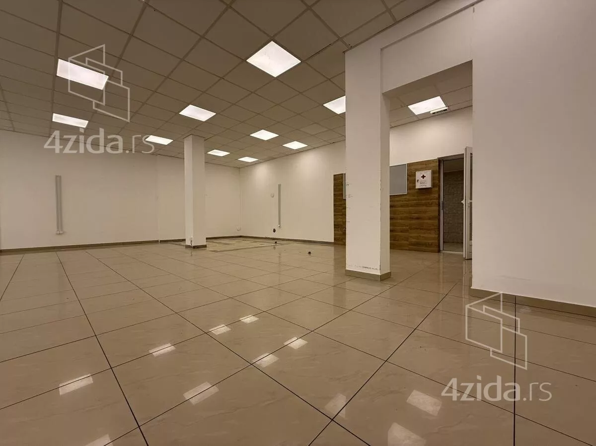 Poslovni prostor | 4zida