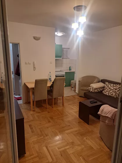 Janka Čmelika | 4zida.rs