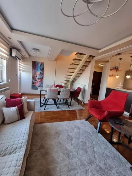 Labudovo Brdo | 4zida.rs