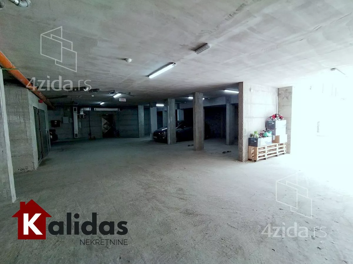 Garaža | 4zida