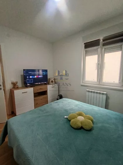 Novi Banovci | 4zida.rs