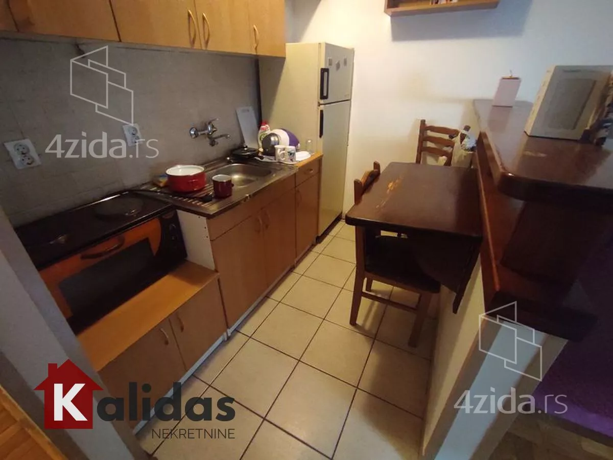 Garsonjera | 4zida