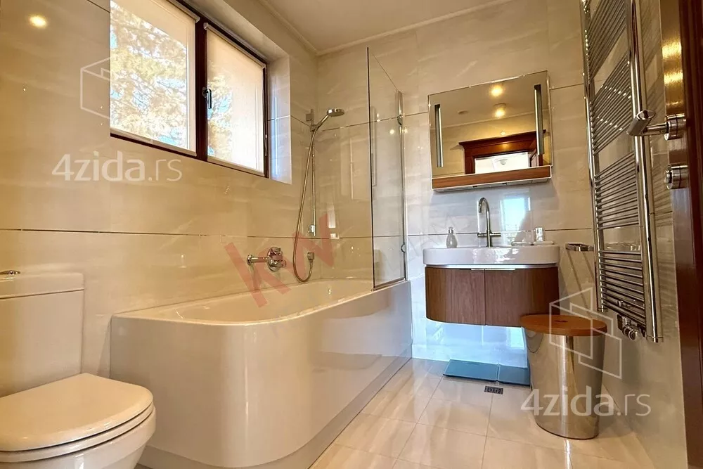 4-etažna kuća | 4zida