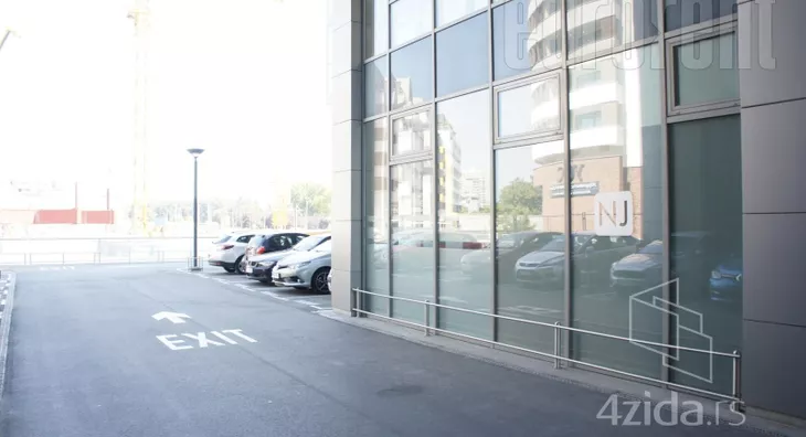 Poslovni prostor | 4zida