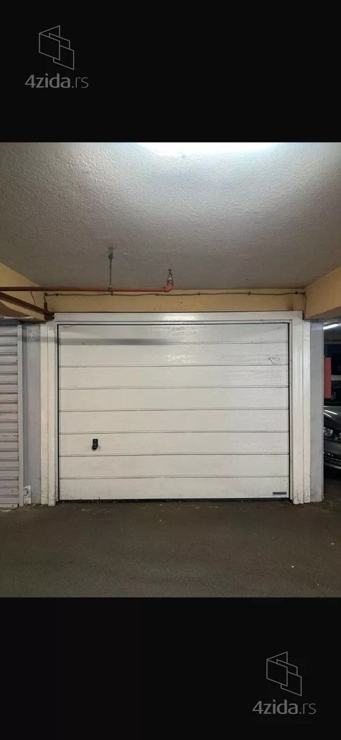 Garaža | 4zida