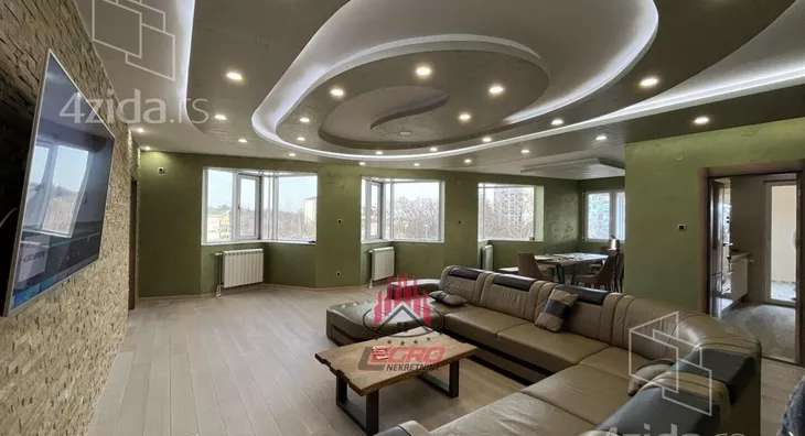 Petoiposoban stan | 4zida