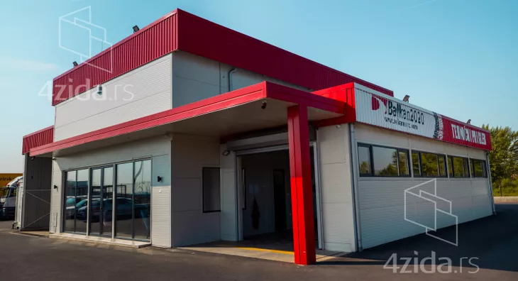 Poslovna zgrada | 4zida