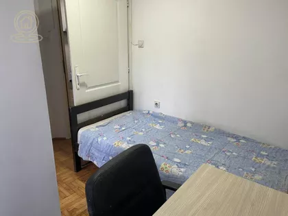 Ekonomski/Pravni Fakultet | 4zida.rs