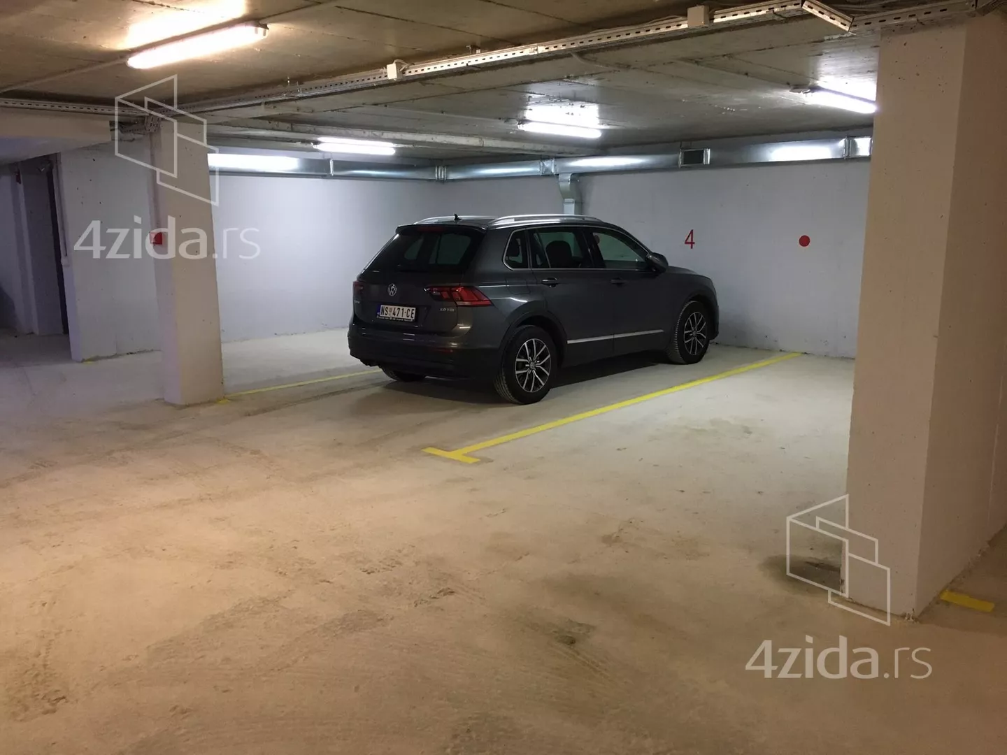 Garaža | 4zida