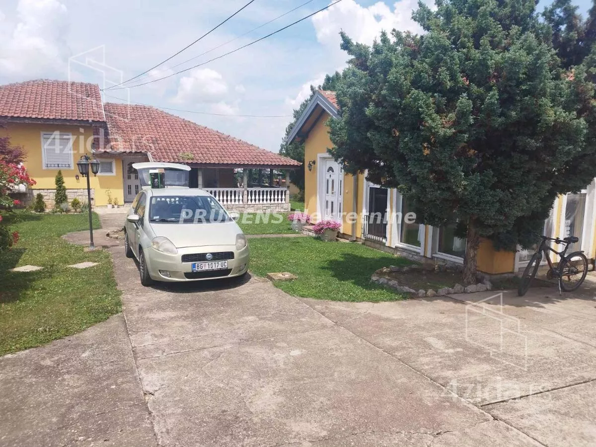 Kuća | 4zida