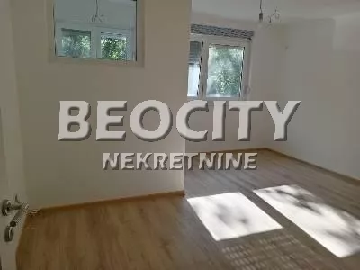 Petrovaradinsko Podgrađe - Gradić | 4zida.rs