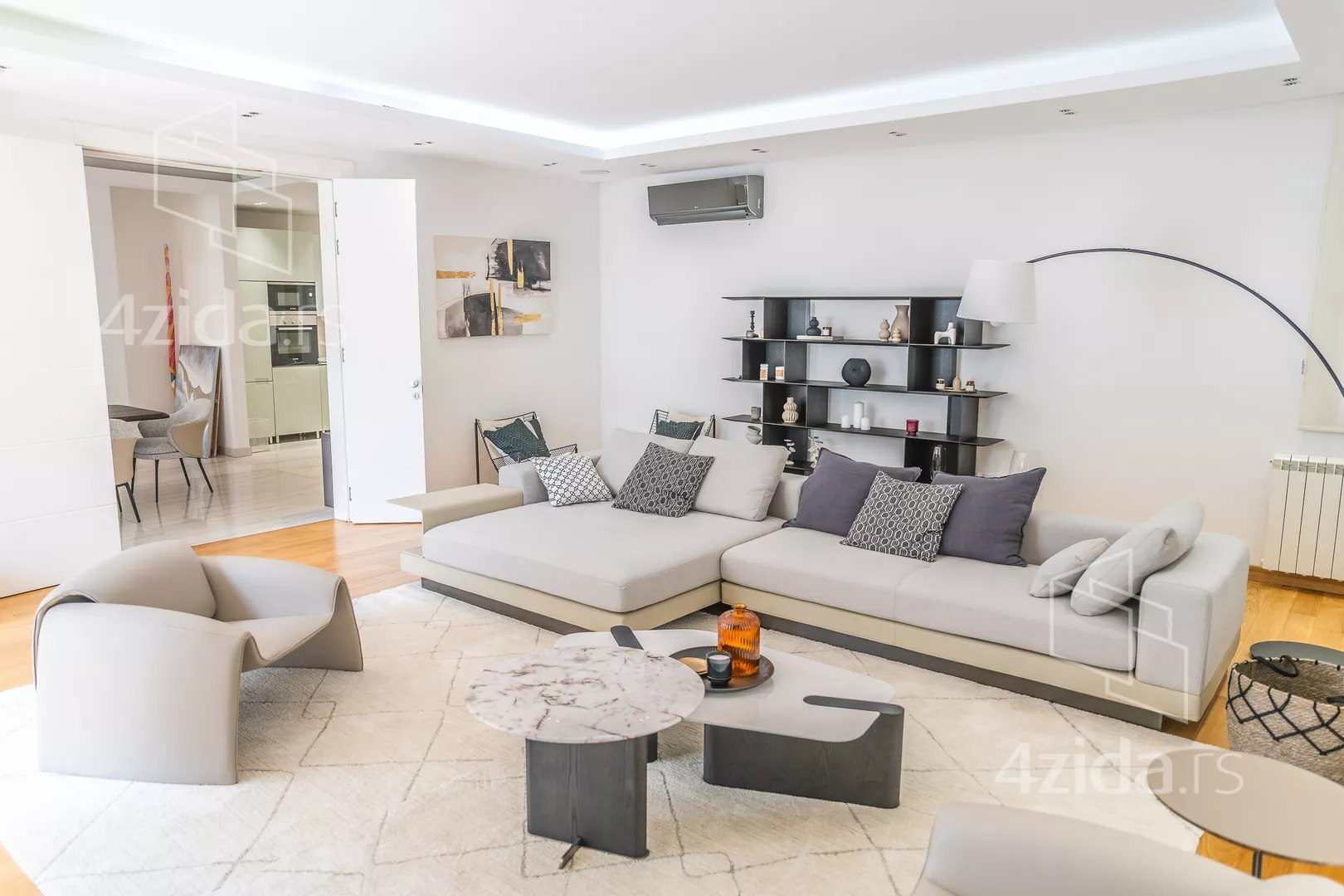 Četvorosoban stan | 4zida