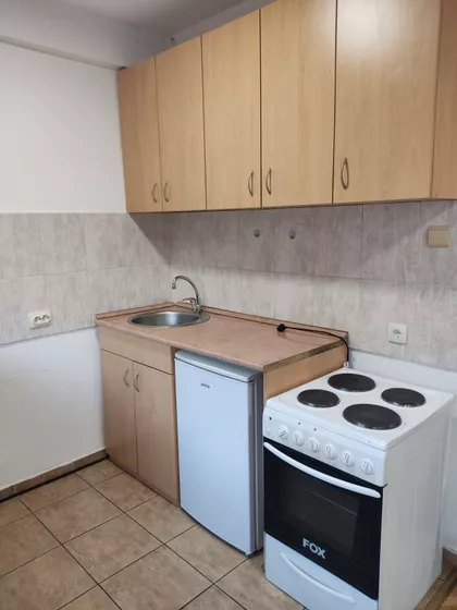 Petra Drapšina 35 | 4zida.rs