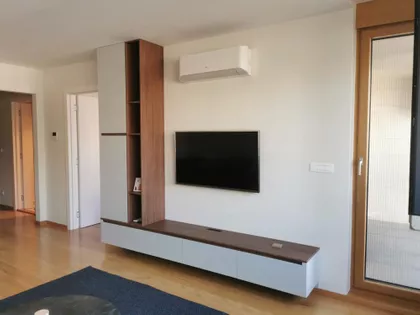 Vojvođanska | 4zida.rs