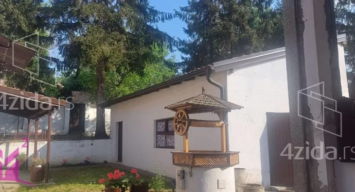 Kuća | 4zida