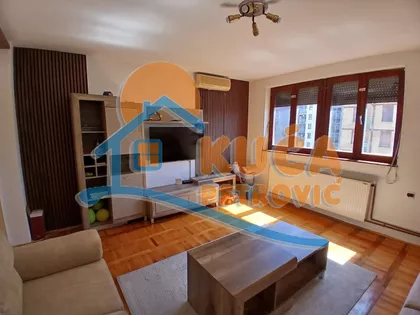 Trg kralja Aleksandra Ujedinitelja | 4zida.rs