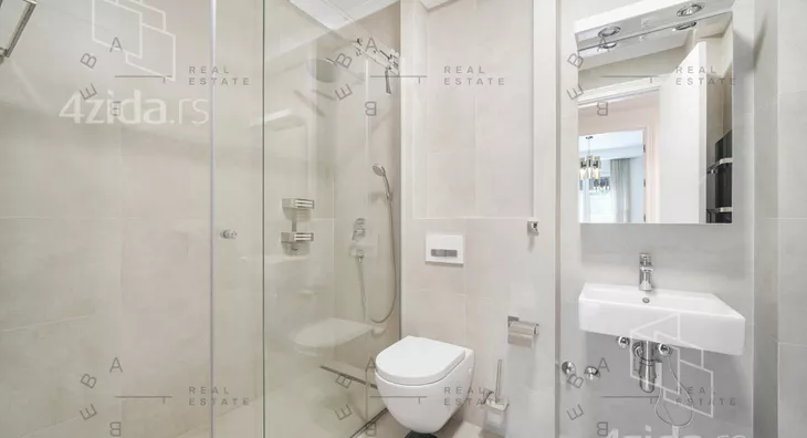 Petosoban stan | 4zida