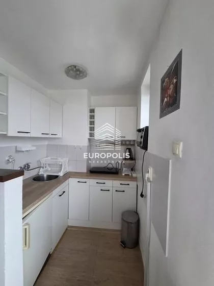 Generala Ždanova | 4zida.rs