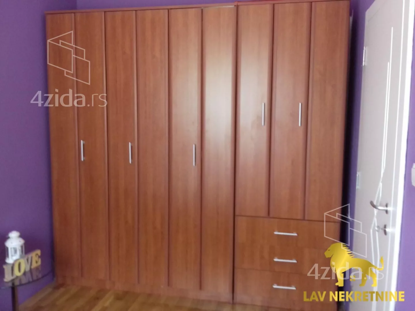 Jednoiposoban stan | 4zida