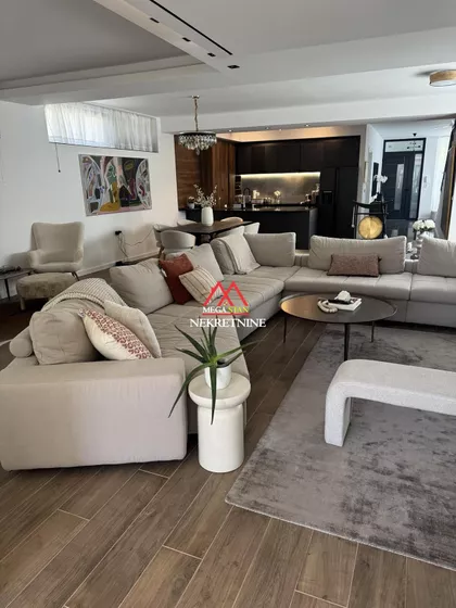 Kamenjar 4 | 4zida.rs