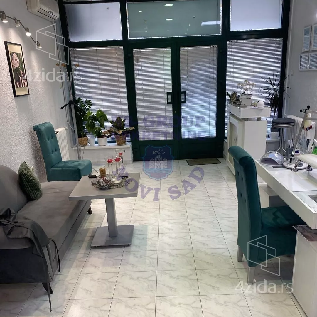 Poslovni prostor | 4zida