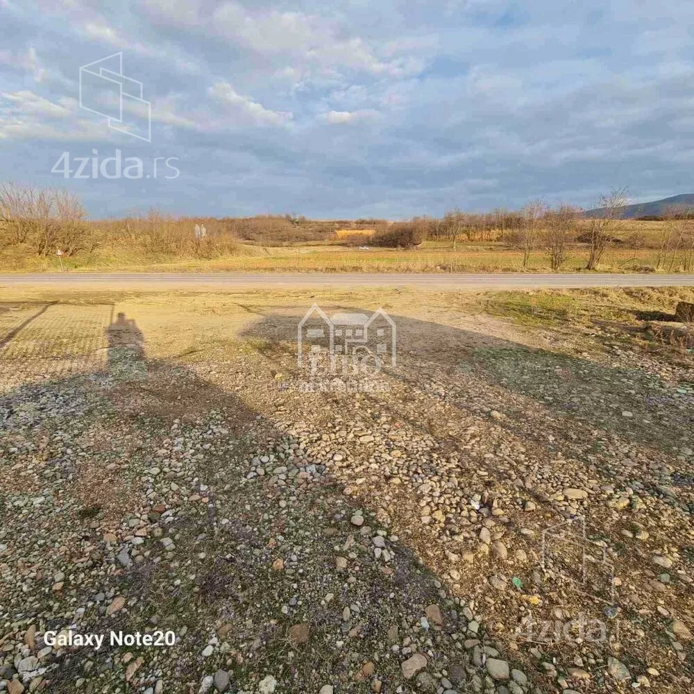 Poslovna zgrada | 4zida