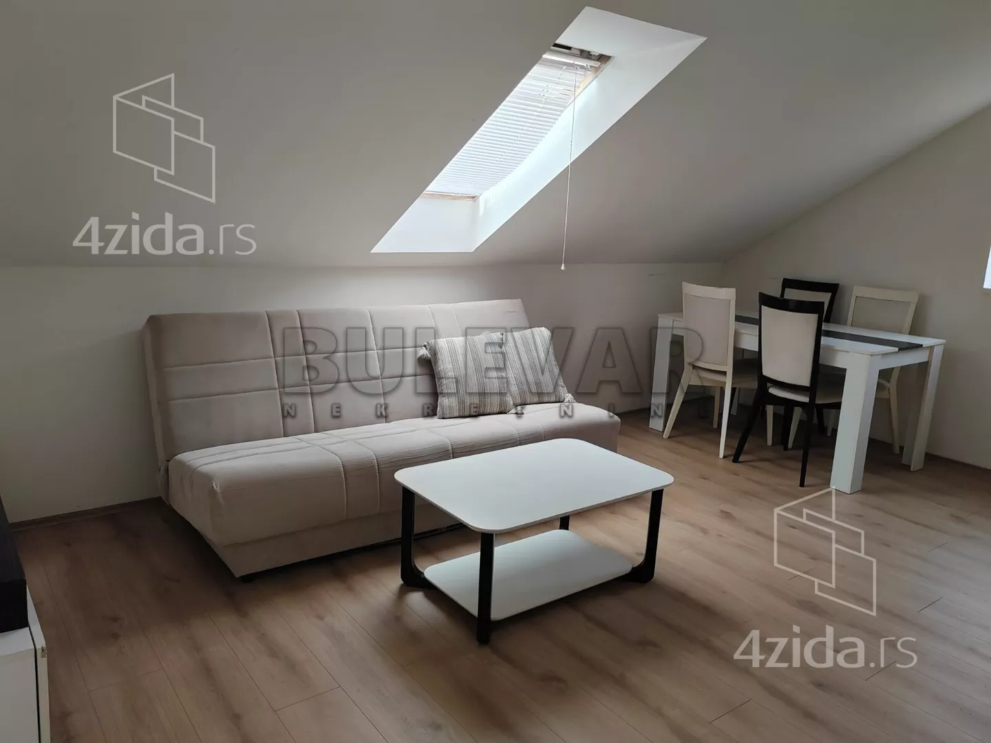 Jednoiposoban stan | 4zida