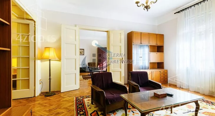 Četvoroiposoban stan | 4zida