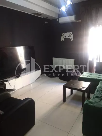 Obrenovićeva | 4zida.rs