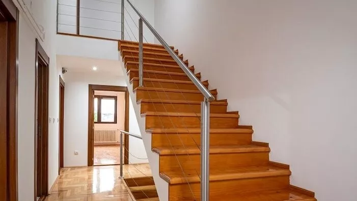 Šestosoban stan | 4zida