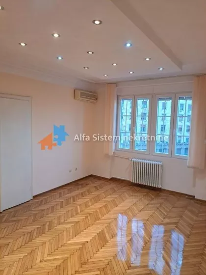 Knez Mihailova | 4zida.rs