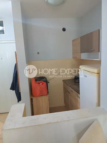 Grbavica | 4zida.rs