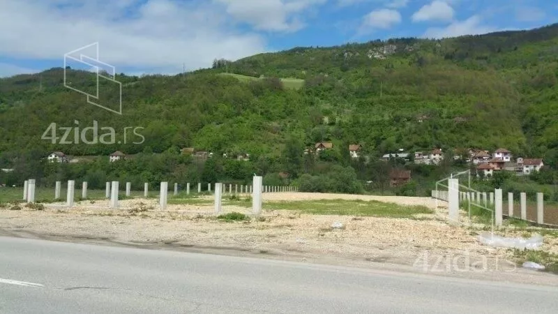 Plac | 4zida